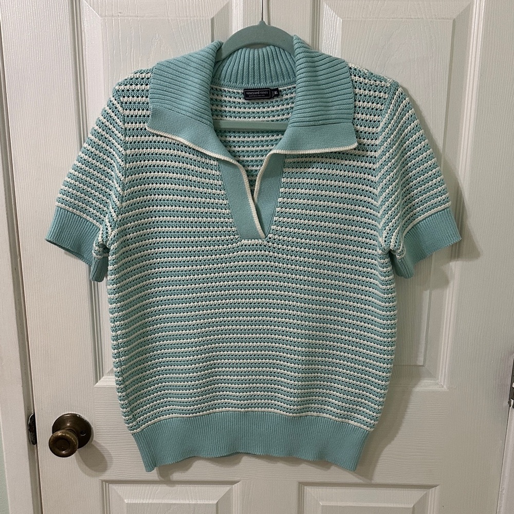 Vineyard Vines Blue and White Knit Sweater